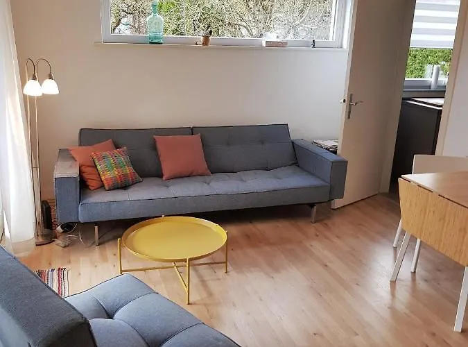 Ferienhaus Mit Grossem Garten In Strandnaehe
