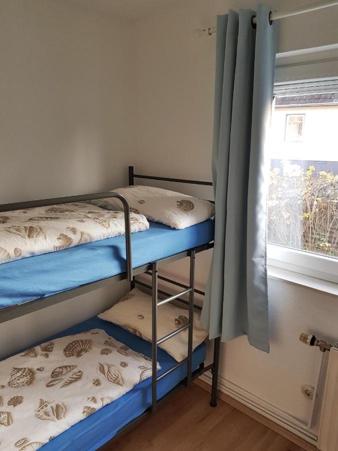 Vakantiehuis Mit Grossem Garten In Strandnaehe